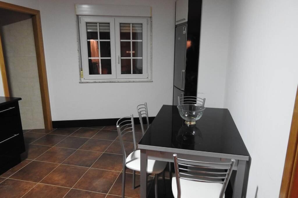 Apartamento De 4 Dormitorios En Camariñas 외부 사진